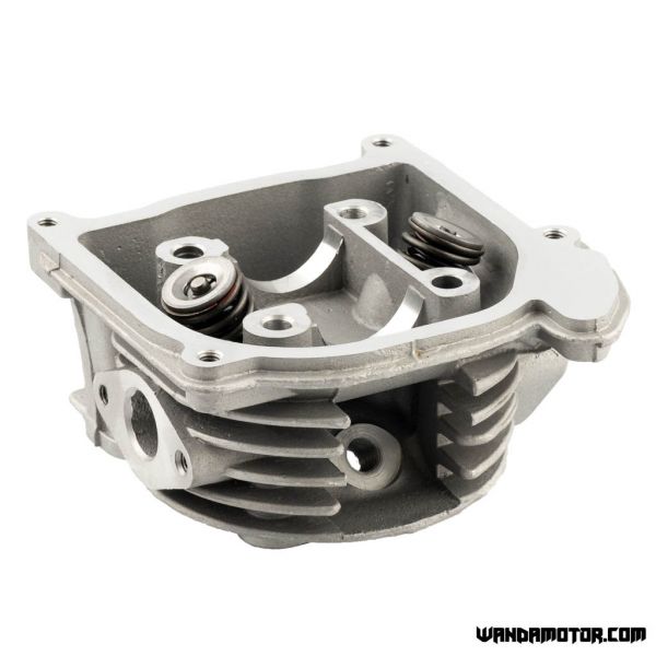 Cylinder head Chinese scooters 4T 72cc-2
